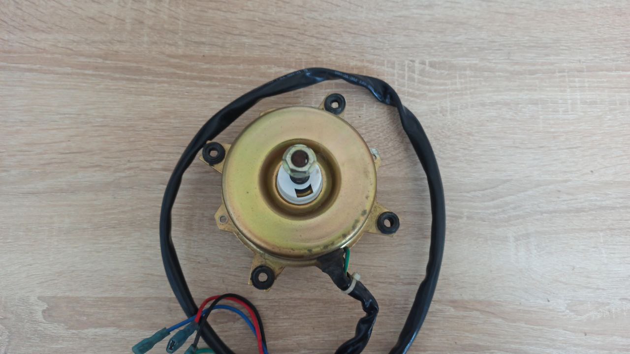 Купить Б/У Мотор наружного блока кондиционера YDK-20AN-6A / DG13-116, 208-240V, 50/60Hz, 20W, 6P, 0.3A - цены в Севастополе