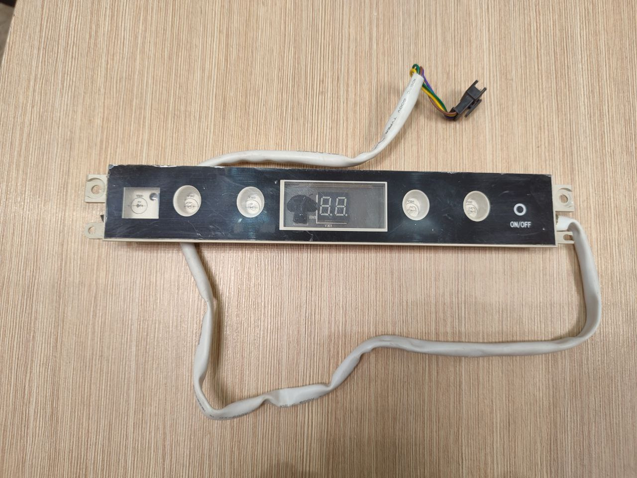 Купить Б/У Дисплей внутреннего блока кондиционера EWT Clima S-091HPI / 1436104 - цены в Севастополе